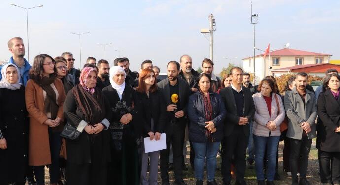 Cezaevi önünden seslendiler: Tecrit uygulamasına son verilmeli