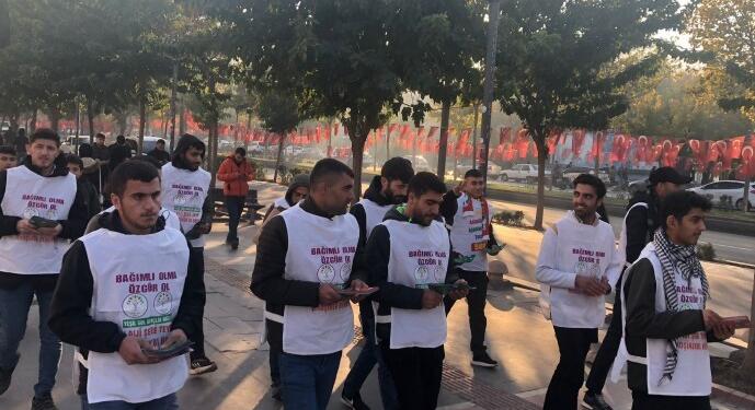 Bildiri dağıtan gençlere işkence emniyette de devam etmiş