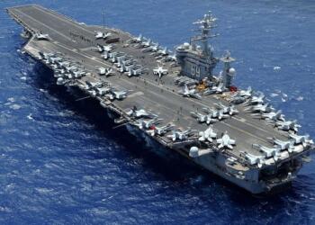 Kızıldeniz’de ABD gemileri vuruldu