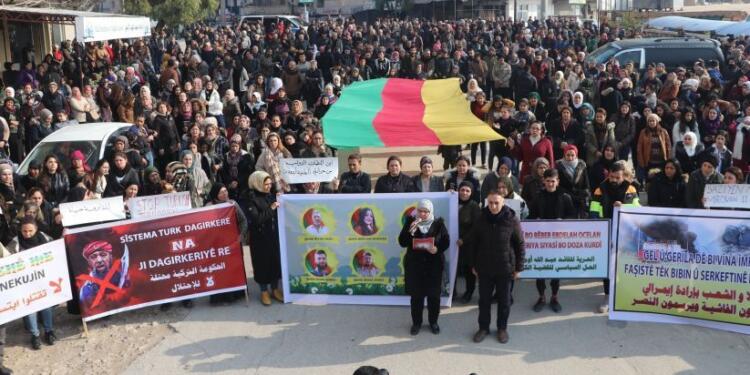 Türkiye’nin saldırılarına karşı Halep’te yürüyüş