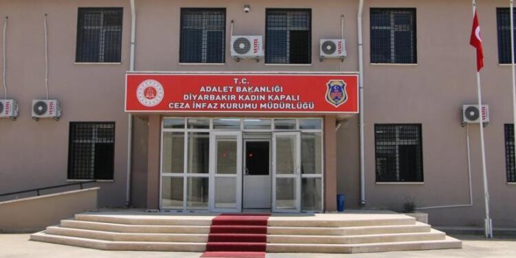 Kadın tutsaklardan STÖ’lere çağrı: Aktif rol alın