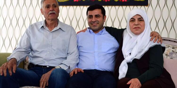 Demirtaş’ın babası Tahir Demirtaş yaşamını yitirdi