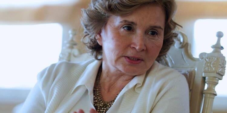 Gazeteci Nazlı Ilıcak cezaevine girdi