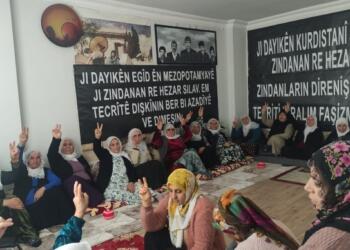 4 kente Adalet Nöbeti: Herkes elini taşın altına koymalı