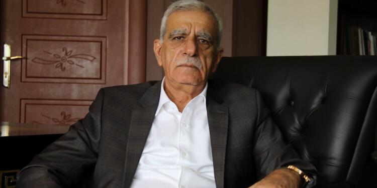 Ahmet Türk’ten okula ‘Esat Oktay’ isminin verilmesine tepki