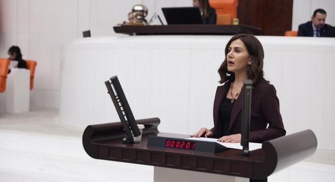 Boz: Gimgim’de AKP’ye oy vermeyen engelli yurttaşların maaşları kesildi