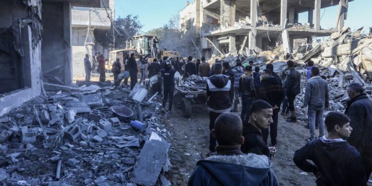 İsrail Gazze’de okul vurdu: Çok sayıda kişi yaşamını yitirdi