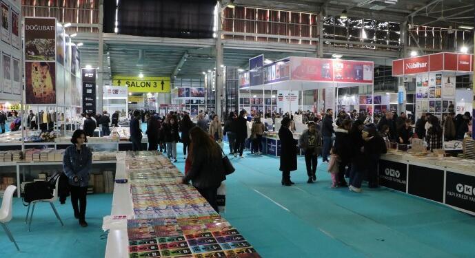 Amed Kitap Fuarı yoğun ilgiyle başladı