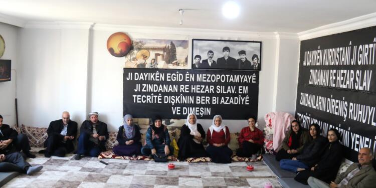 Adalet Nöbeti: Biz karanlığı değil, aydınlığı istiyoruz