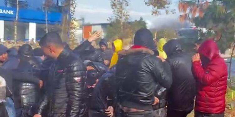 Özak Tekstil işçilerine jandarma saldırdı: 20 kişi gözaltına alındı