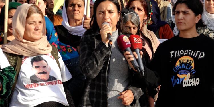 Rojava kentlerinde tecrit eylemi