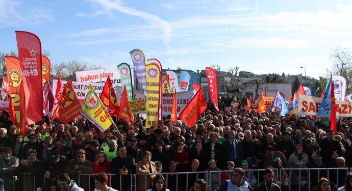 Kadıköy’de ‘Demokratik Türkiye’ mitingi:Kurtuluş kendi kollarımızdadır