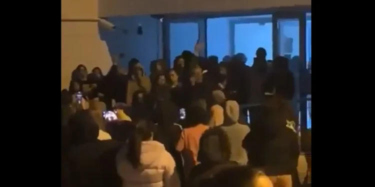 KYK yurdunda yine asansör düştü: İl Müdürü öğrencileri tehdit etti