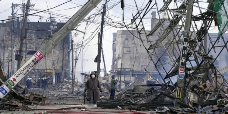 Japonya’daki depremlerde 48 kişi hayatını kaybetti