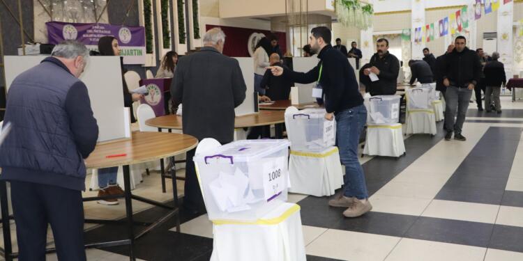 Amed’deki halk oylamasına katılım çağrısı