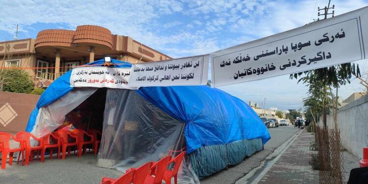 Newroz mahallesi 30 gündür direniyor