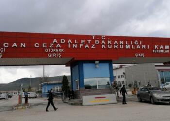 ‘Sincan’da grevdeki tutsaklara B1 vitamini verilmiyor’