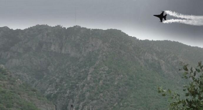 Şêladizê kırsalı bombalandı