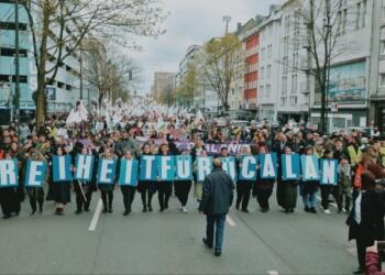 Yüzbinler Abdullah Öcalan için yürüyecek