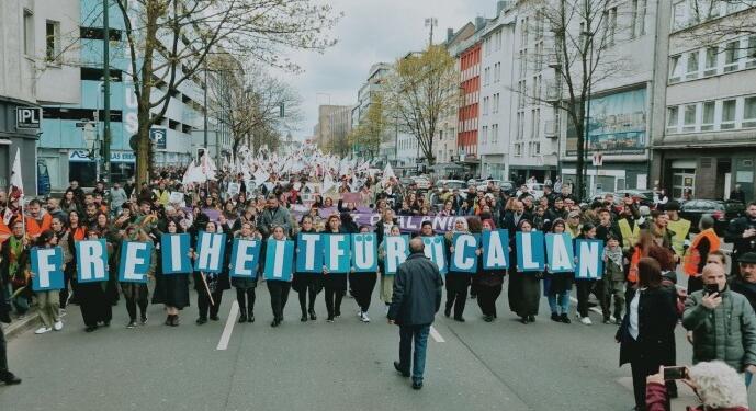 Yüzbinler Abdullah Öcalan için yürüyecek