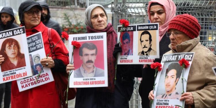 Cumartesi Anneleri’nden Akşener’e: Neden suçlar karanlıkta?