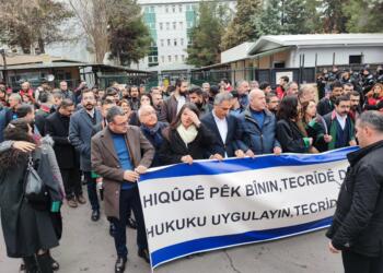 35 Barodan 1330 avukat: Öcalan ile görüşmek istiyoruz