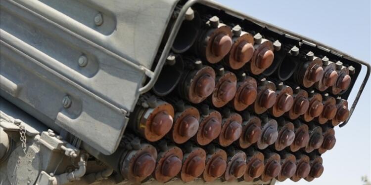 Savaş perdesi ardında büyük yolsuzluk