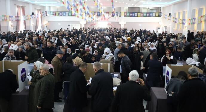 DEM Parti Amed İl Seçim Komisyonundan adaylara ilişkin açıklama