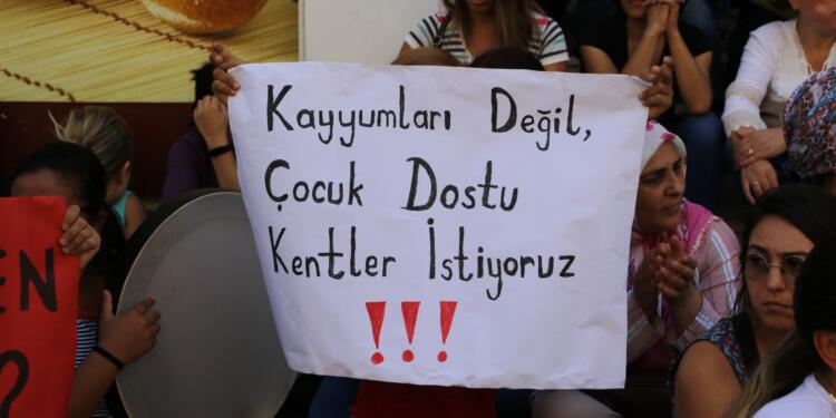 ‘Kayyım uygulamaları nedeniyle çocuklar güvenlik riski yaşıyor’