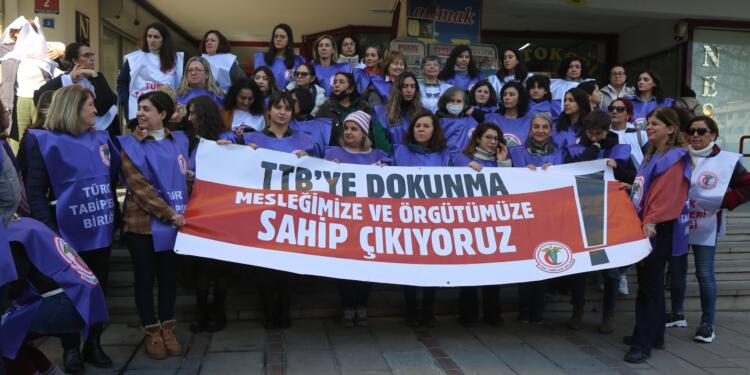 ‘TTB biziz, mücadeleyi büyüteceğiz’