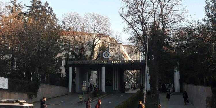 Ankara Üniversitesi’nde MHP’li ırkçı gruptan öğrencilere saldırı