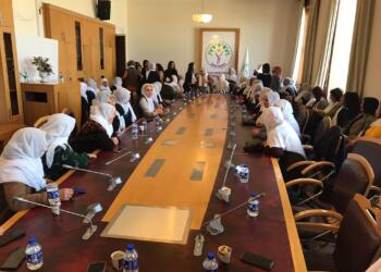 Adalet Nöbeti’ndeki annelerden DEM Parti’ye ziyaret