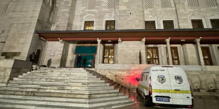 Fatih Camisi İmamına bıçaklı saldırı