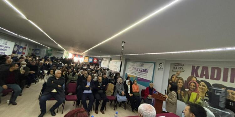 DEM Parti Bursa il kongresini gerçekleştirdi: Kürt sorununda yöntem ve muhatap bellidir