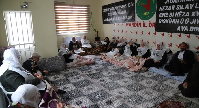 Adalet Nöbetleri sürüyor: Talebimiz görüşme değil Abdullah Öcalan’ın özgürlüğü