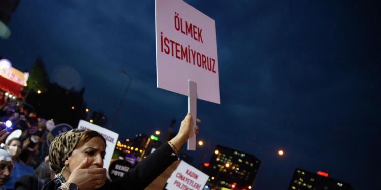 Mêrdîn’de bir kadın katledildi