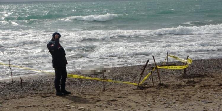 Valilikten sahilde bulunan cenazeler için açıklama: 5’i mülteci 1’i kayıp kişi