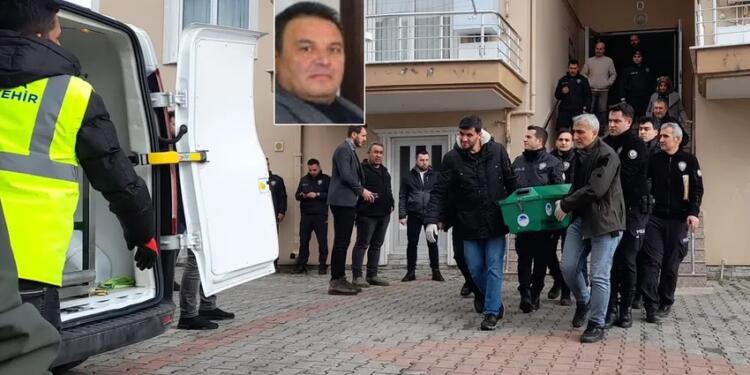 Polis, eşi ve kızını katletti