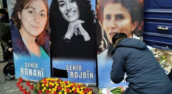 Kadınlar Paris’te katledildikleri yerde anıldı