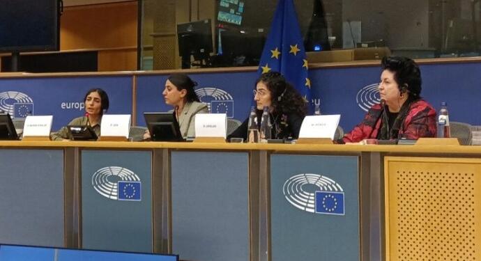 AP’de Êzidî kadınlar konferansı: Şengal’de soykırım tehlikesi sürüyor