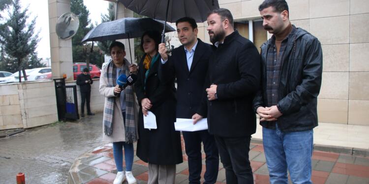 Sêrt’te usulsüz seçmen taşımaya itiraz edildi