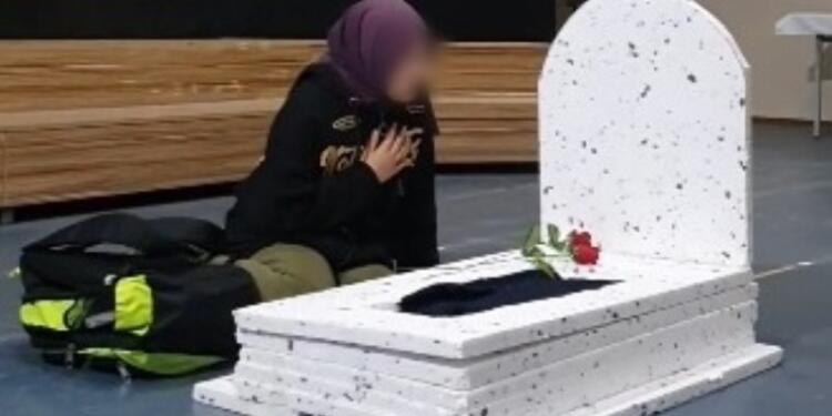 ÇEDES skandalı: Maket mezar kurularak öğrencilere ağıt yaktırdılar