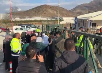 İliç’te aileler isyan etti: Siz burada ne yaptınız?