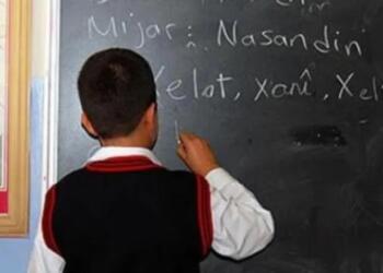 Kürtçe seçmeli derste öğretmen ataması yok