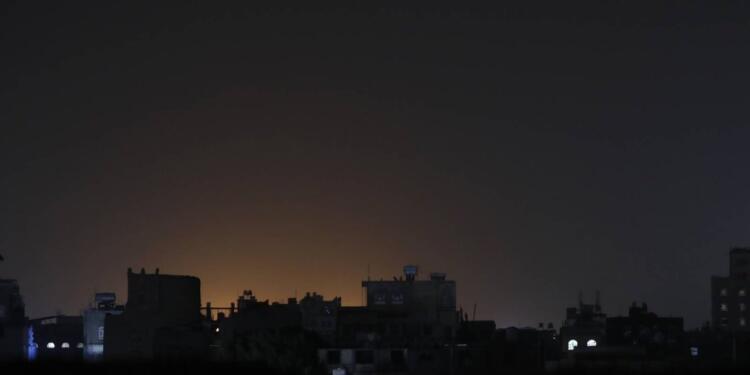 ABD ve İngiltere Husilere ait 36 hedefi vurdu