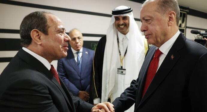 Erdoğan Sisi ile görüşmek için Mısır’a gitti