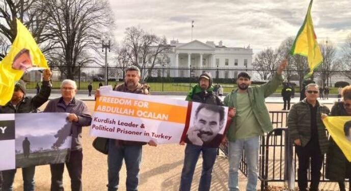 Beyaz Saray önünde Abdullah Öcalan sloganları