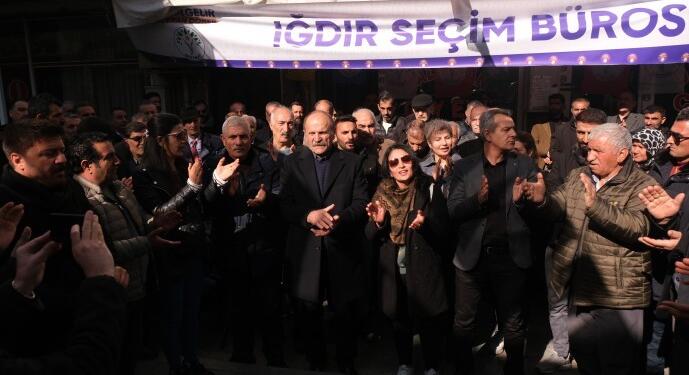 Îdir’de protesto: Halk iradesine sahip çıkacak