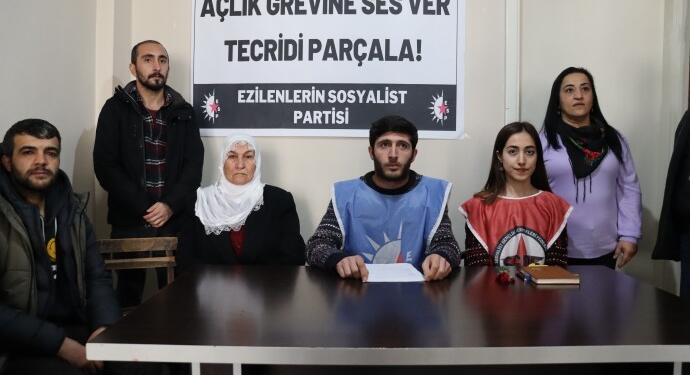 ‘Barışı getirecek kişi Öcalan’dır’