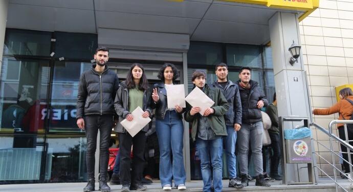 Wan’da gençler Abdullah Öcalan’a mektup gönderdi